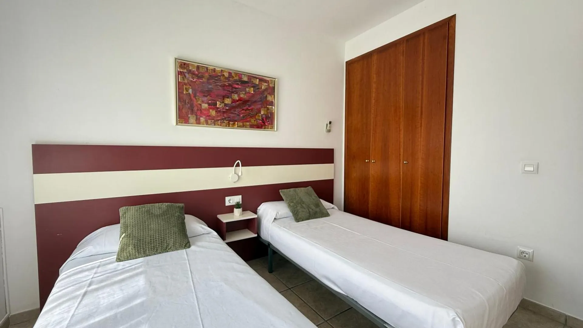 Agi Rodas Apartments Roses 0*,  Hiszpania