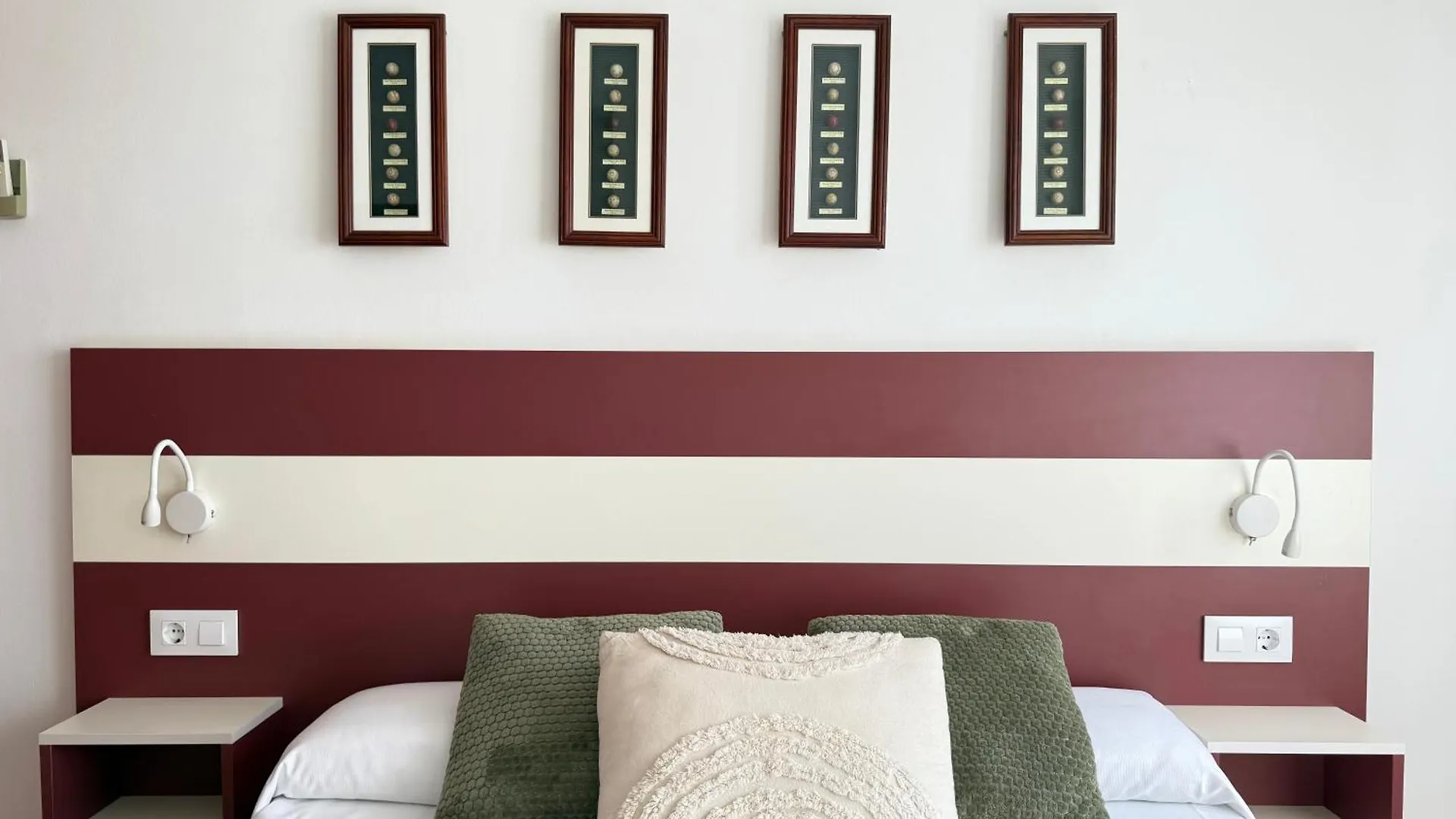 Agi Rodas Apartments Roses Hiszpania