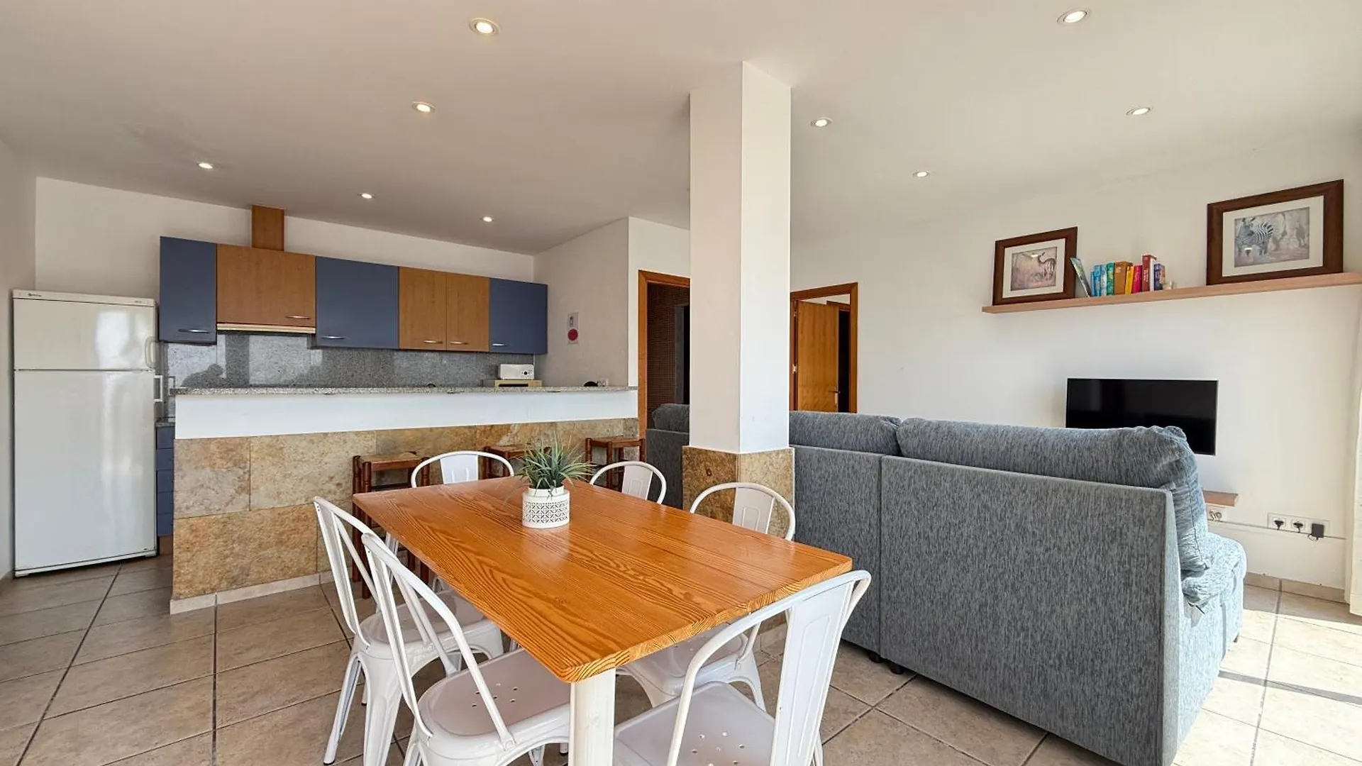 Agi Rodas Apartments Roses